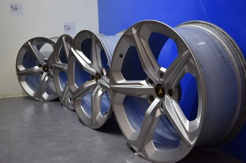 Genuine Lamborghini Urus 21 Inch Winter Alloy Wheels Brand new tyres available