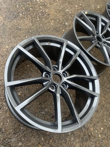 VW Pretoria Golf R GTD GTI 19 inch alloy wheels refurbished GENUINE OEM 5x112
